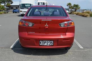 2016 Mitsubishi Lancer - Thumbnail