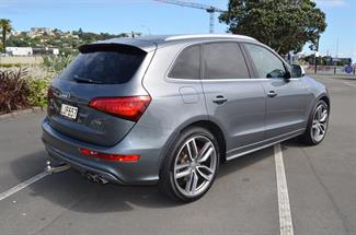 2016 Audi SQ5 - Thumbnail