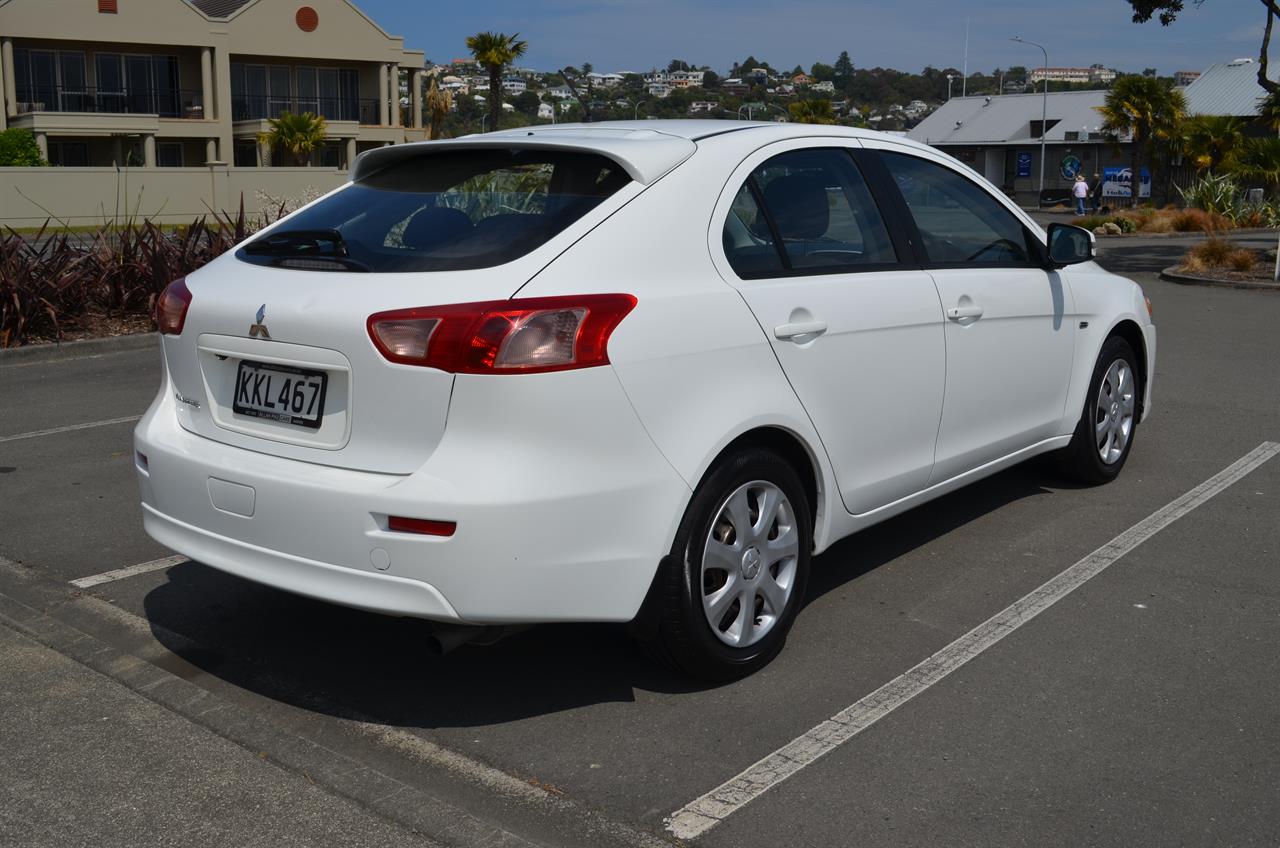 2017 Mitsubishi Lancer