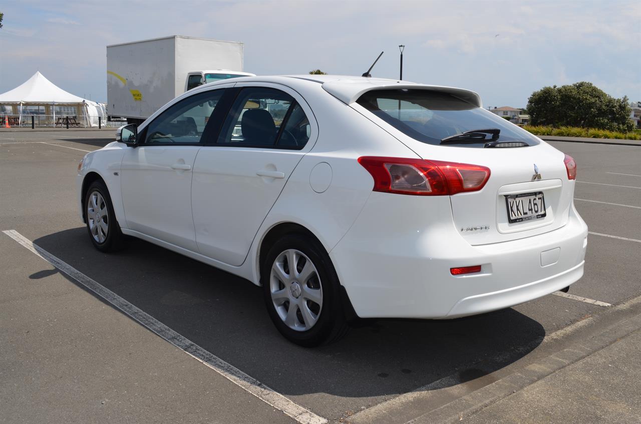 2017 Mitsubishi Lancer